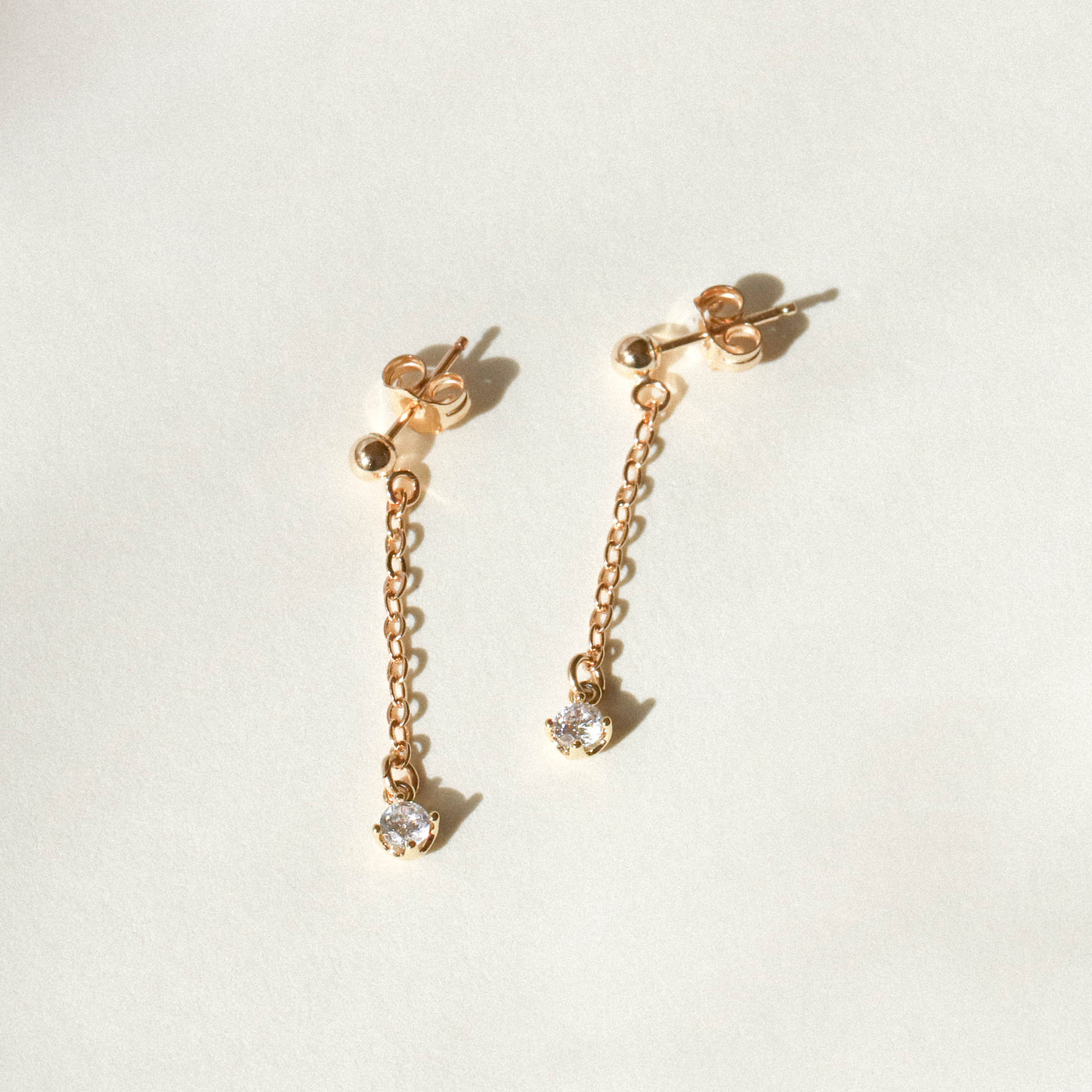 Minimalist chain earrings for everyday wear