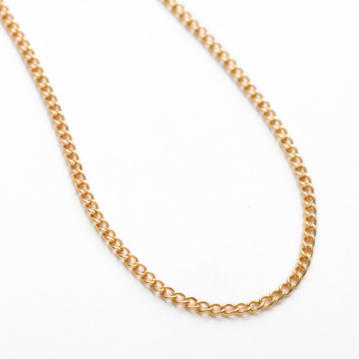 Curb chain necklace
