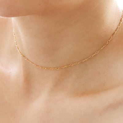 Dainty gold chain necklace